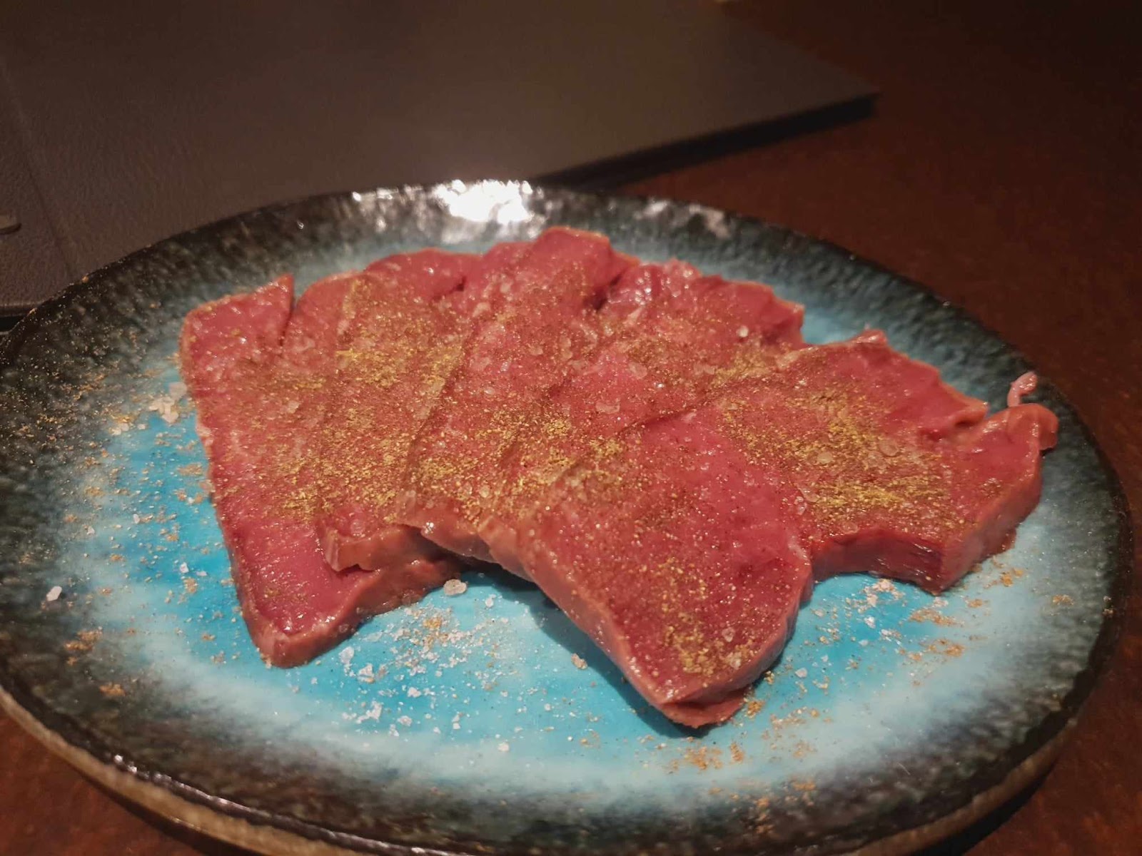 seasoned thick-cut beef tongue at 肉听 三条木屋町店