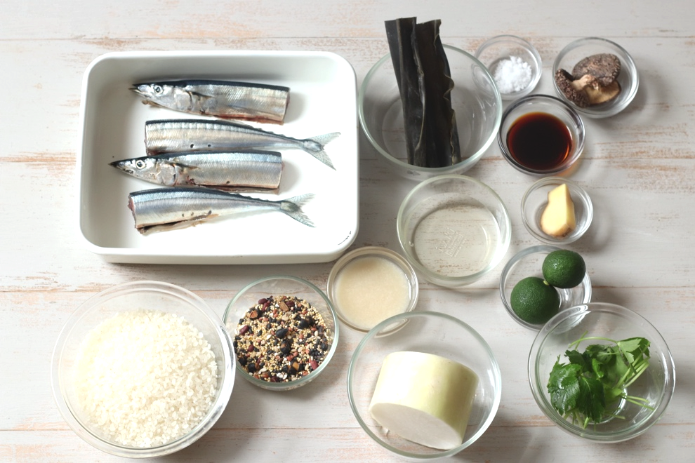 秋のイチ押し腸活飯―秋刀魚と雑穀米の炊き込み飯