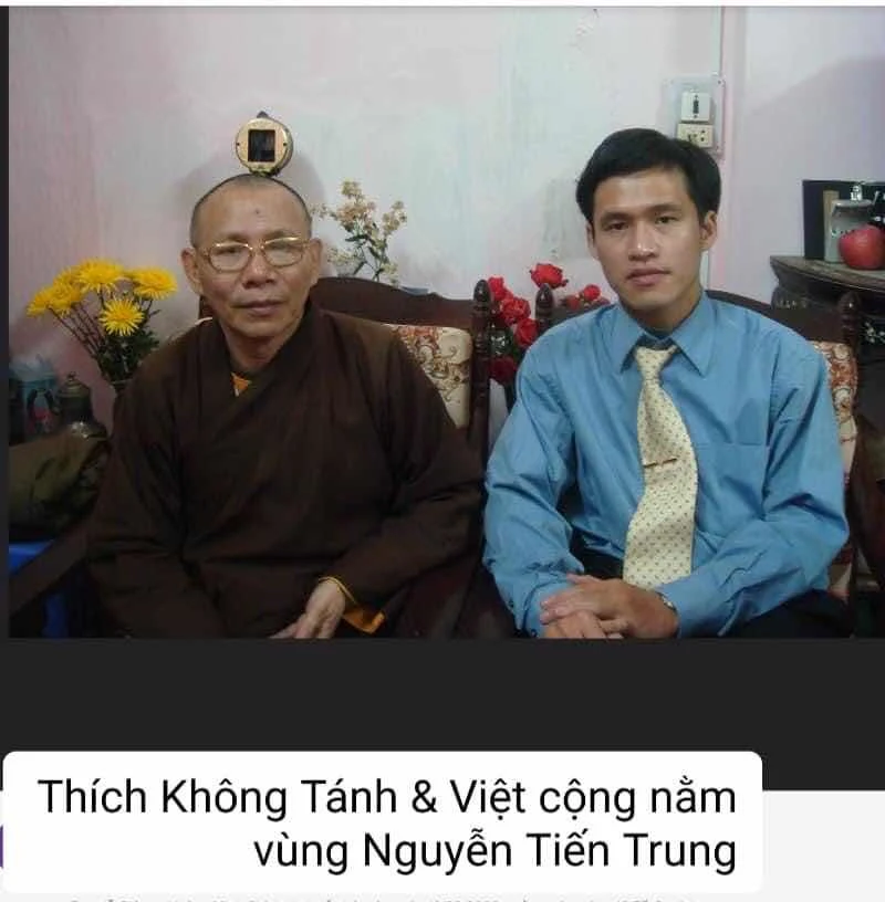QUANG PHỤC VIỆT NAM CỘNG HÒA HAY GIÚP VIỆT CỘNG VÀ TÀU CỘNG, MỸ CỘNG TẬN D.IỆT BẢO VẬT PHỤC QUỐC CỦA VIỆT NAM CỘNG HÒA ?
