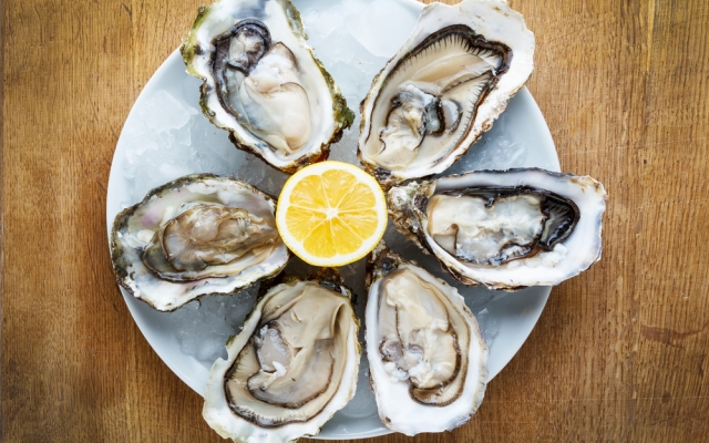 foods to enhance beauty, oysters, seafood