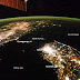 Diferencia entre Corea del Sur y Corea del Norte de noche.