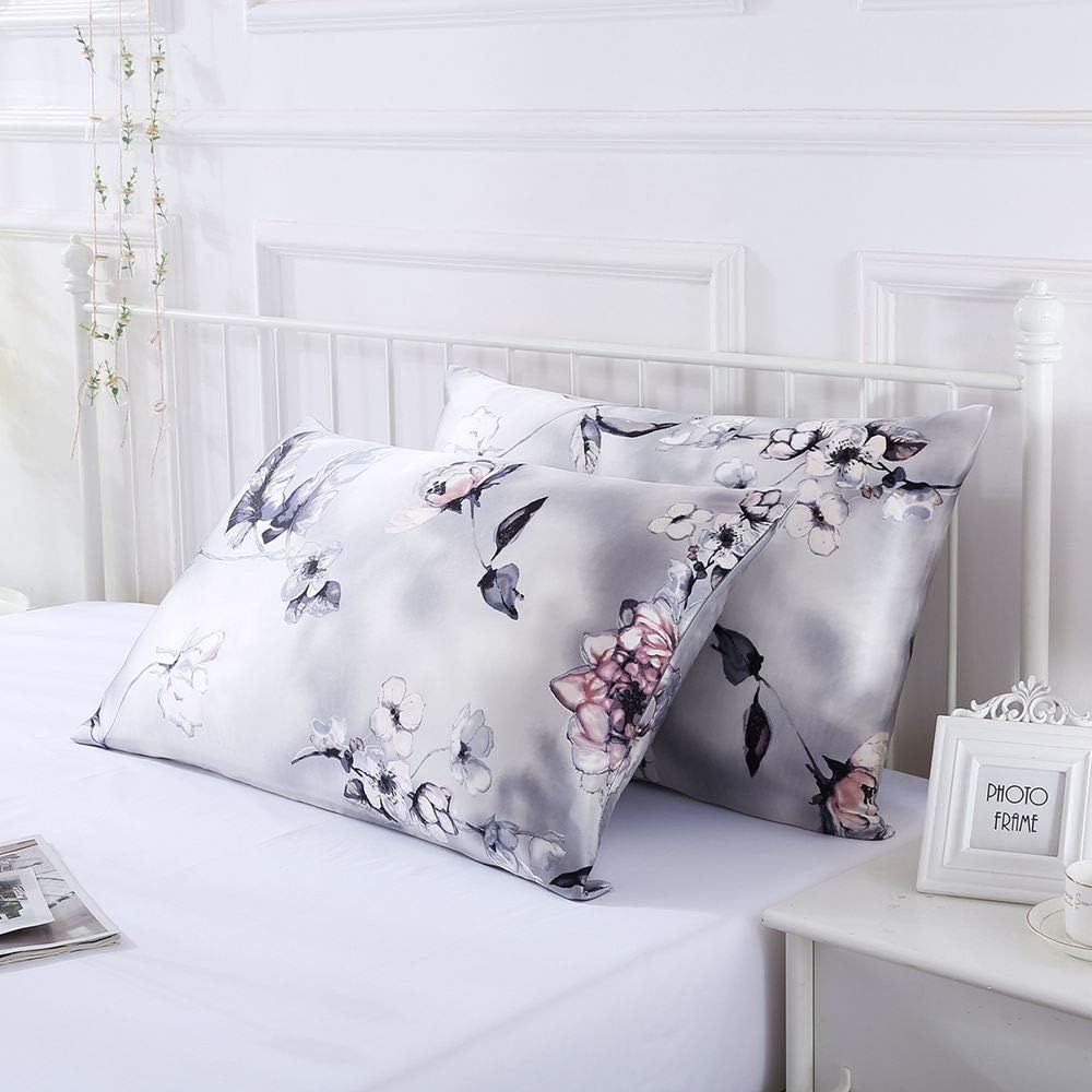12 Silk Pillowcases to Instantly Elevate Your Spring Hair Care Routine
