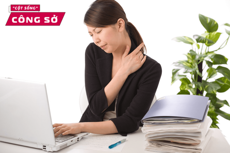 ngồi sai tư thế trong thời gian dài sẽ gây nhức mỏi dai dẳng