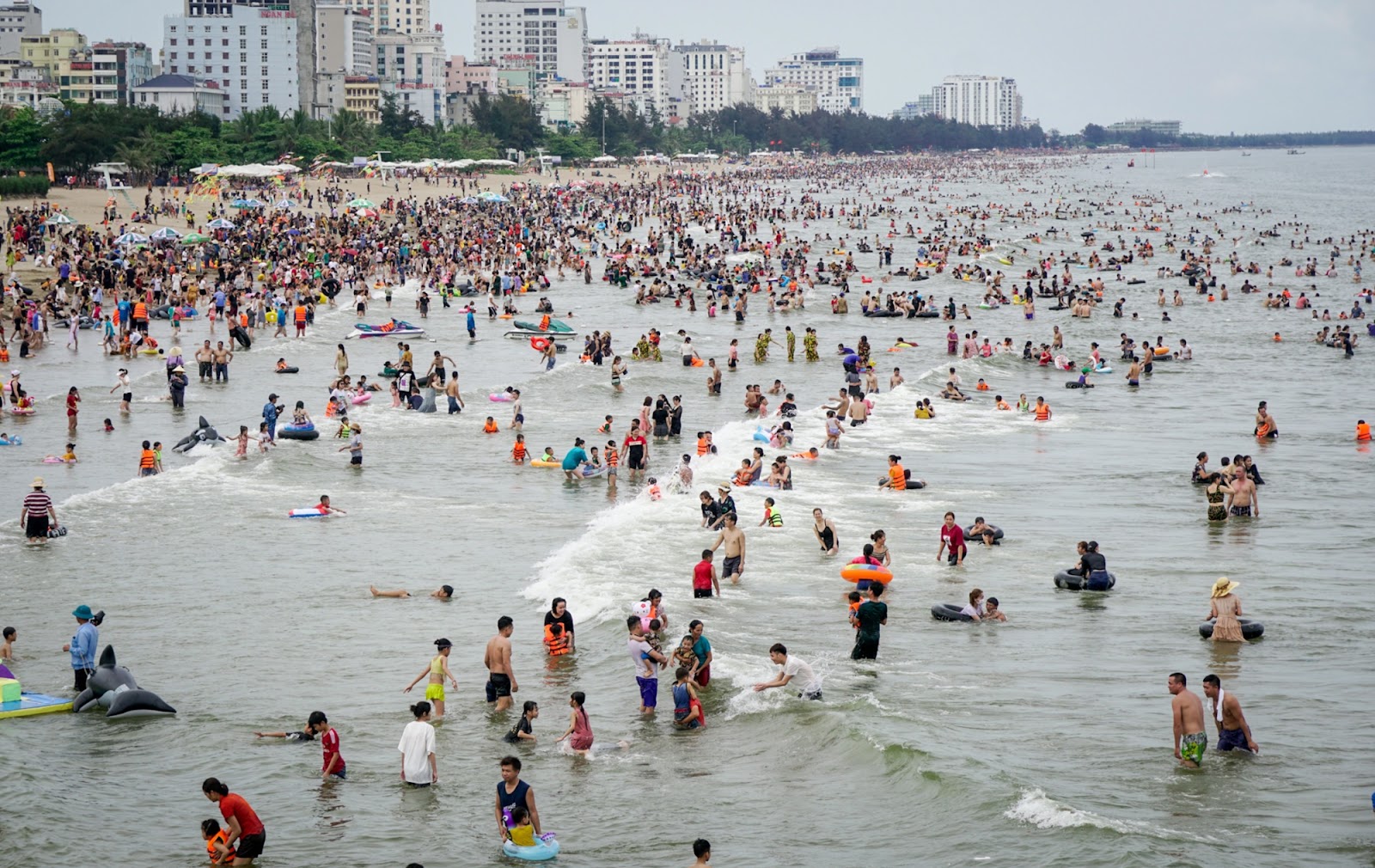 Tỉnh đông dân nhất, có thành phố nhỏ nhất Việt Nam