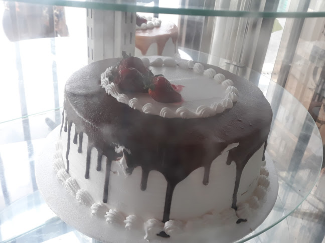 "EL PAISA" Pastelería Y Pastelería