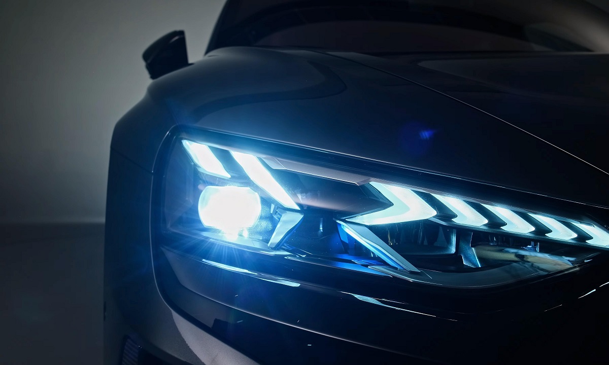 Audi-etron-headlights