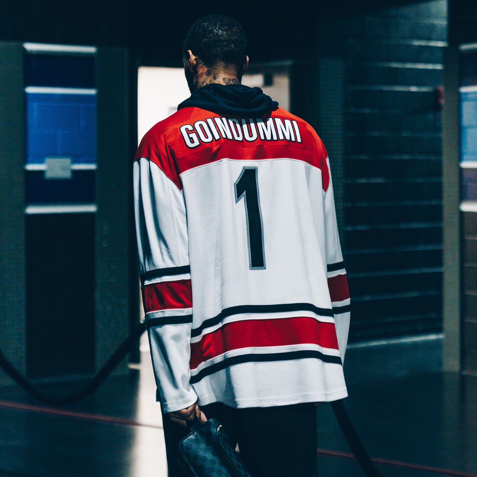 put your name on a hockey jersey