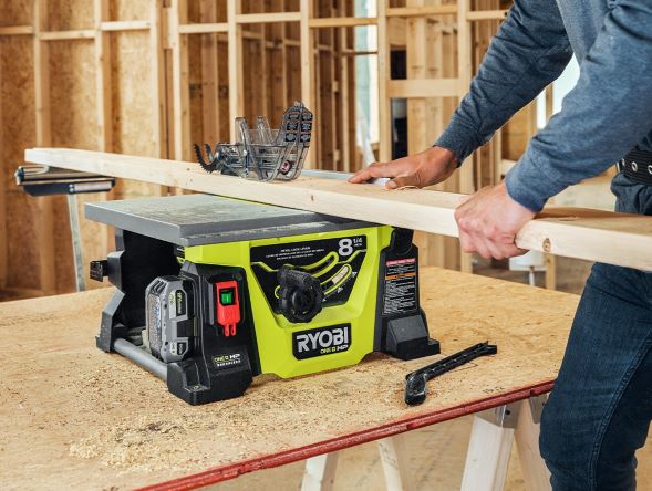 รีวิว เลื่อยตั้งโต๊ะไร้สาย 18V RYOBI 18V Cordless 8 ¼-inch Table Saw6