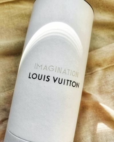 ルイヴィトンの香水ボトルデザイン