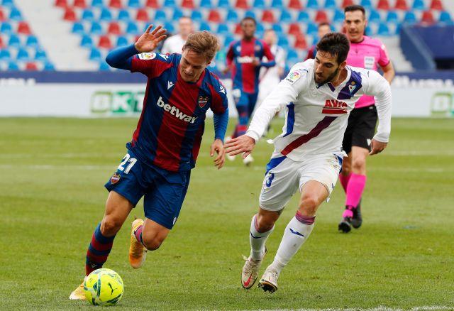 https://icdn.football-espana.net/wp-content/uploads/2021/01/Levante-v-Eibar-640x438.jpg