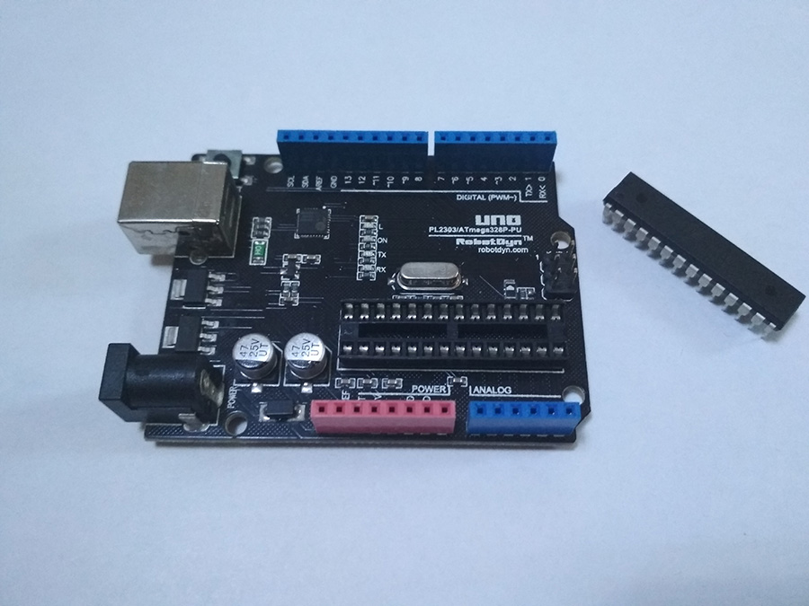 Arduino UNO