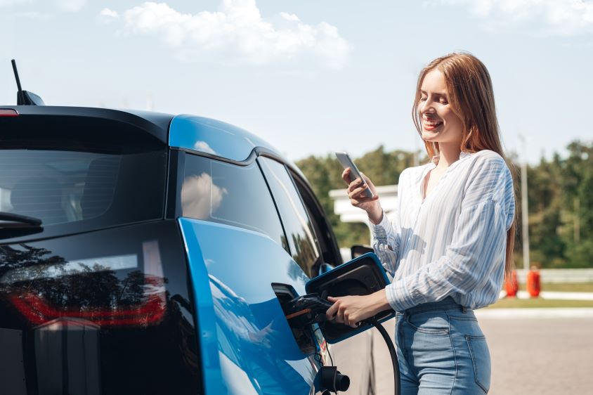 Cost Of Electric Vehicles Have Dropped To $0.28/mile