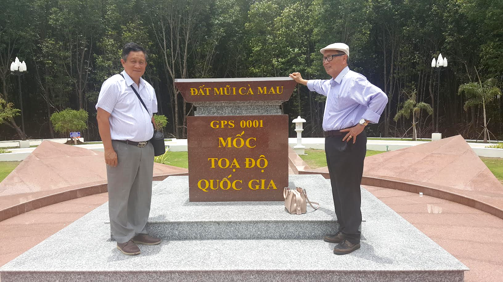 Ca Mau - Cột Mốc Tọa Độ Quốc Gia.jpg