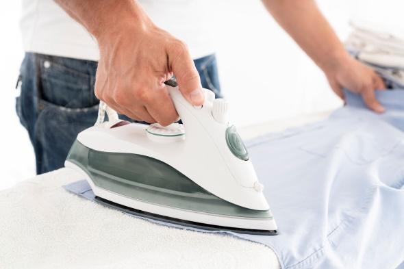 C:\Users\Кристина\Downloads\unrecognisable-man-ironing-clothes.jpg