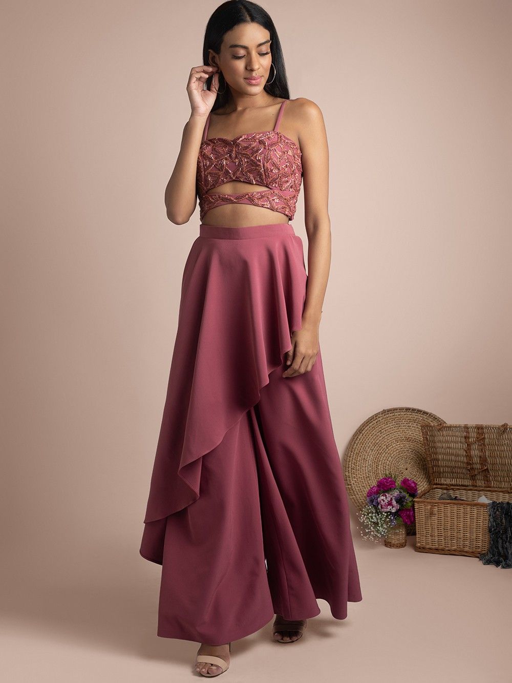 the loom - Pink Embroidered Crop Top