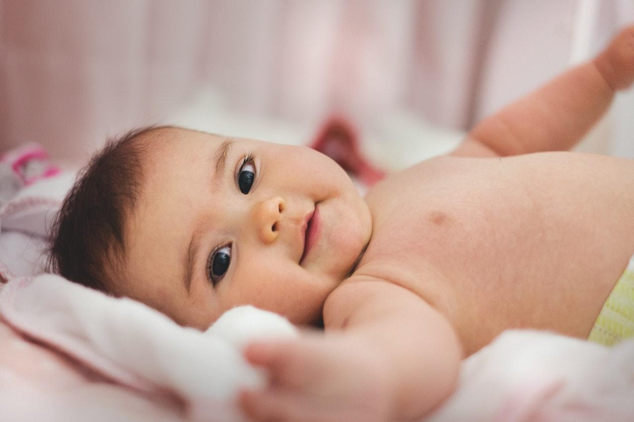 15 List Perlengkapan Bayi Baru Lahir
