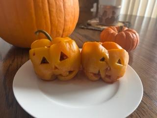 A plate of pumpkins

Description automatically generated with medium confidence