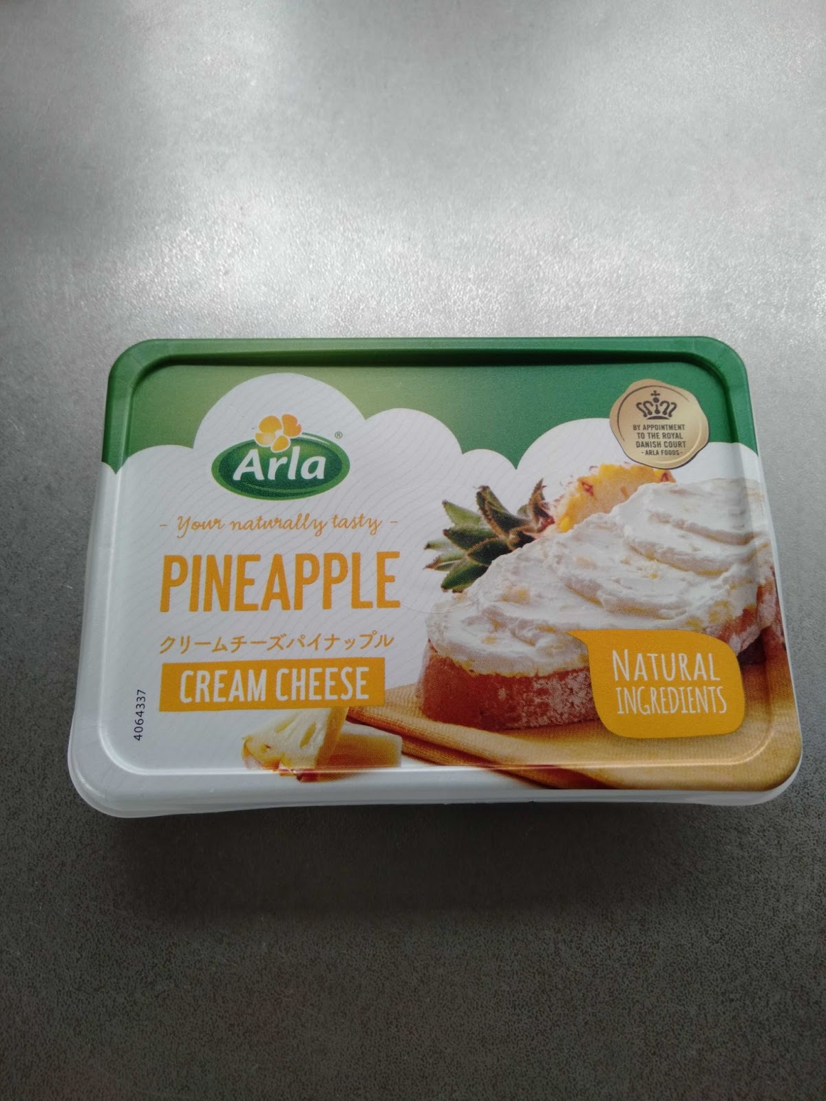 Arlaのクリームチーズパイナップル