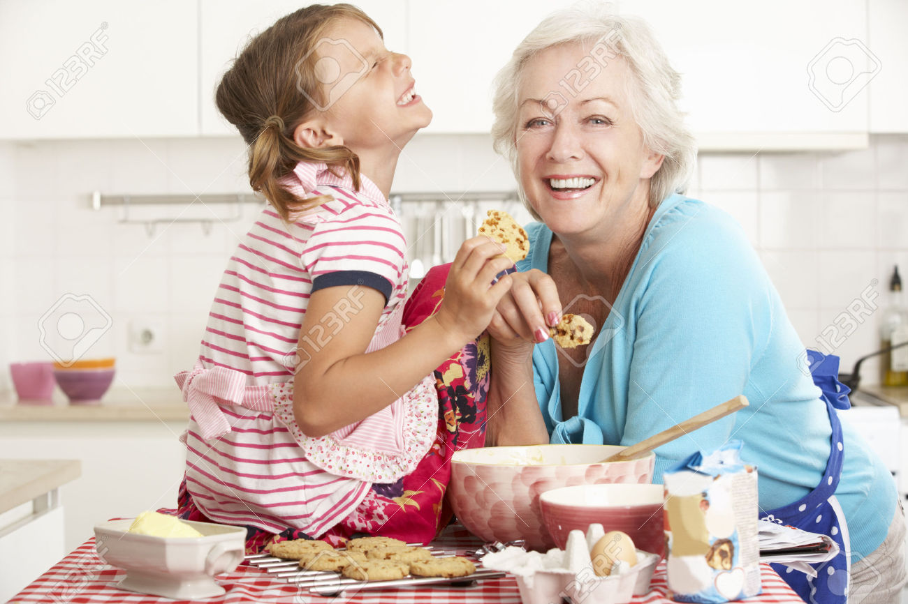 abuela_nieta_cocina.jpg