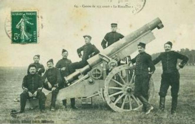 Militaire-Canon_de_155_court_lle_Rimailho-1907.JPG