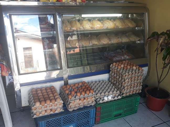 Opiniones de Distribuidora De Pollos El Valle S & G en Quito - Carnicería