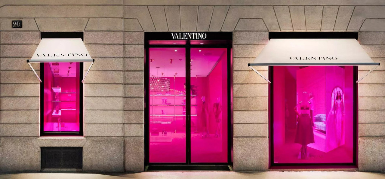 Valentino Pink store