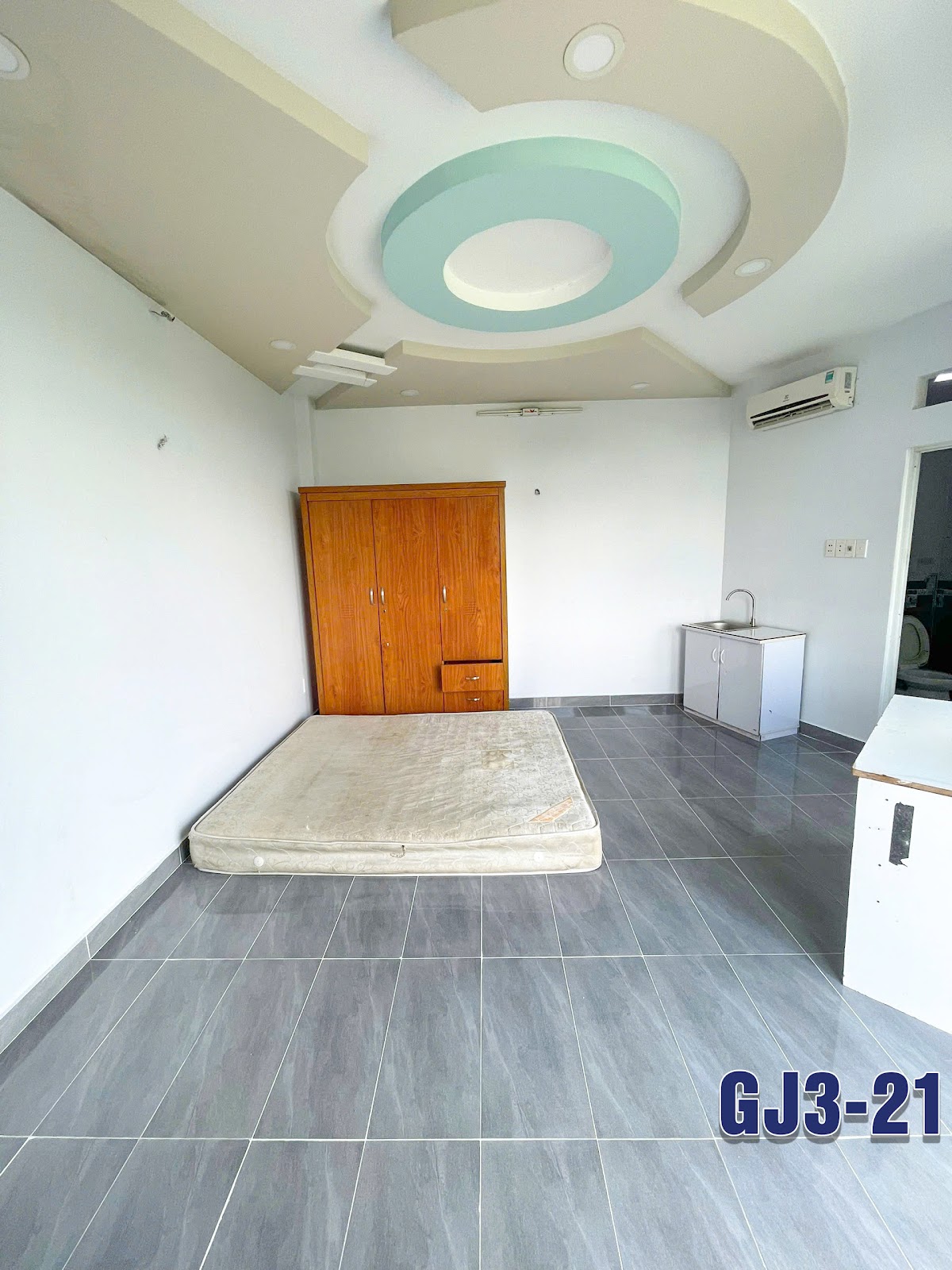 STUDIO BAN CÔNG NỘI THẤT GIÁ RẺ