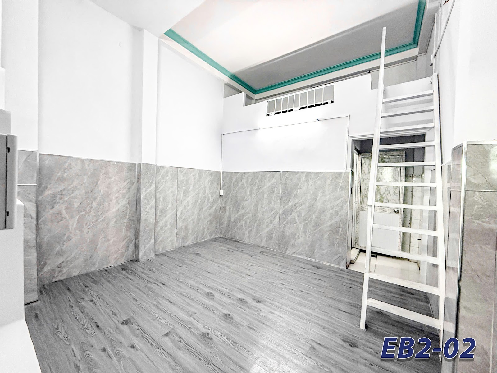 PHÒNG GÁC GIÁ RẺ NGAY QUANG TRUUNG - CHỢ CẦU