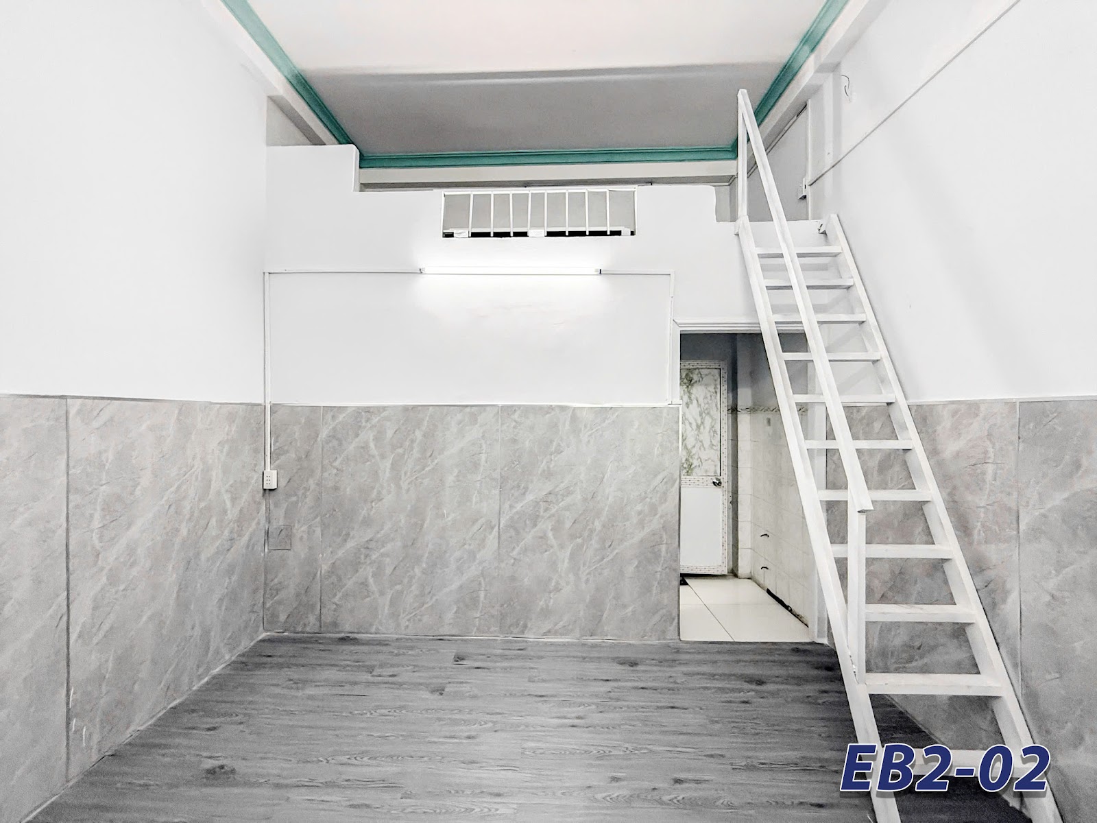 PHÒNG GÁC GIÁ RẺ NGAY QUANG TRUUNG - CHỢ CẦU