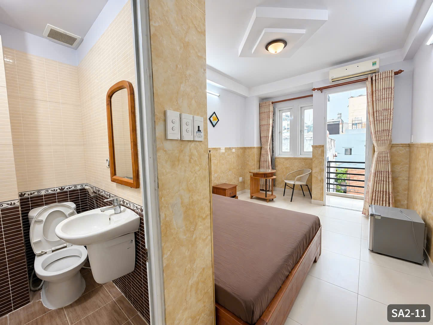 STUDIO BAN CÔNG FULL NỘI THẤT