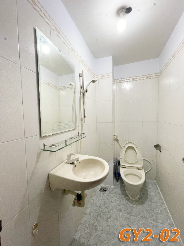 PHÒNG GÁC - TẦNG TRỆT RỘNG RÃI