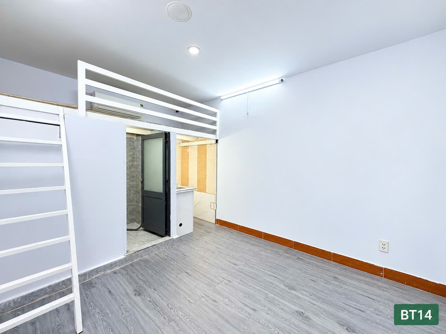 DUPLEX SẴN MÁY LẠNH NGAY AEON TÂN PHÚ