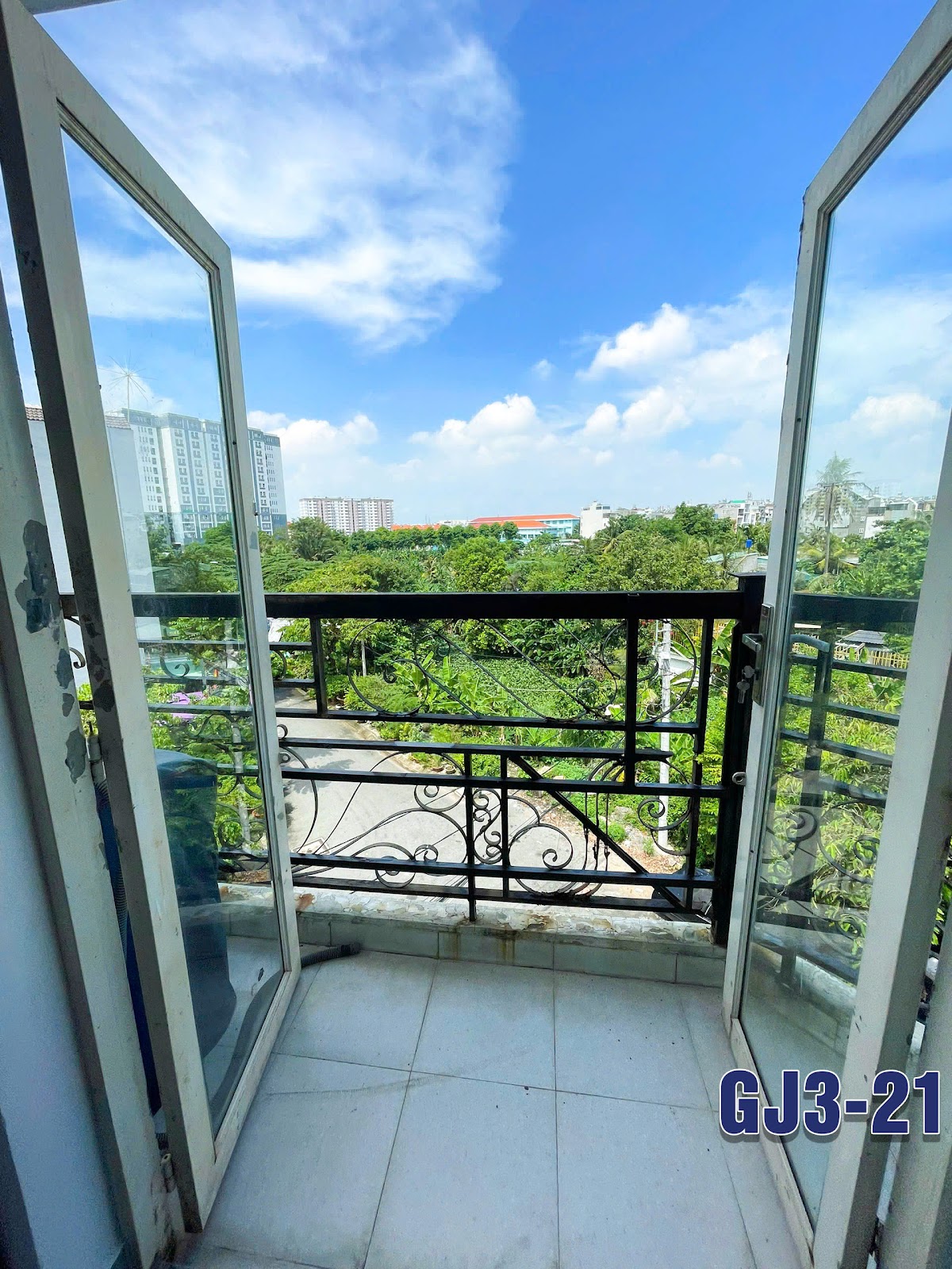 STUDIO BAN CÔNG NỘI THẤT GIÁ RẺ
