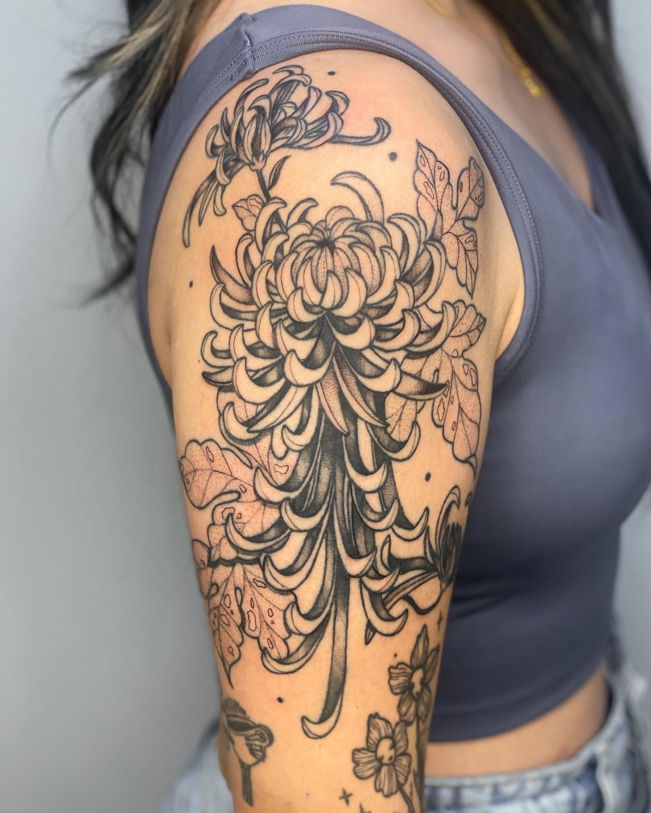 Half Sleeve Chrysanthemum Classy Shoulder Tattoos Female