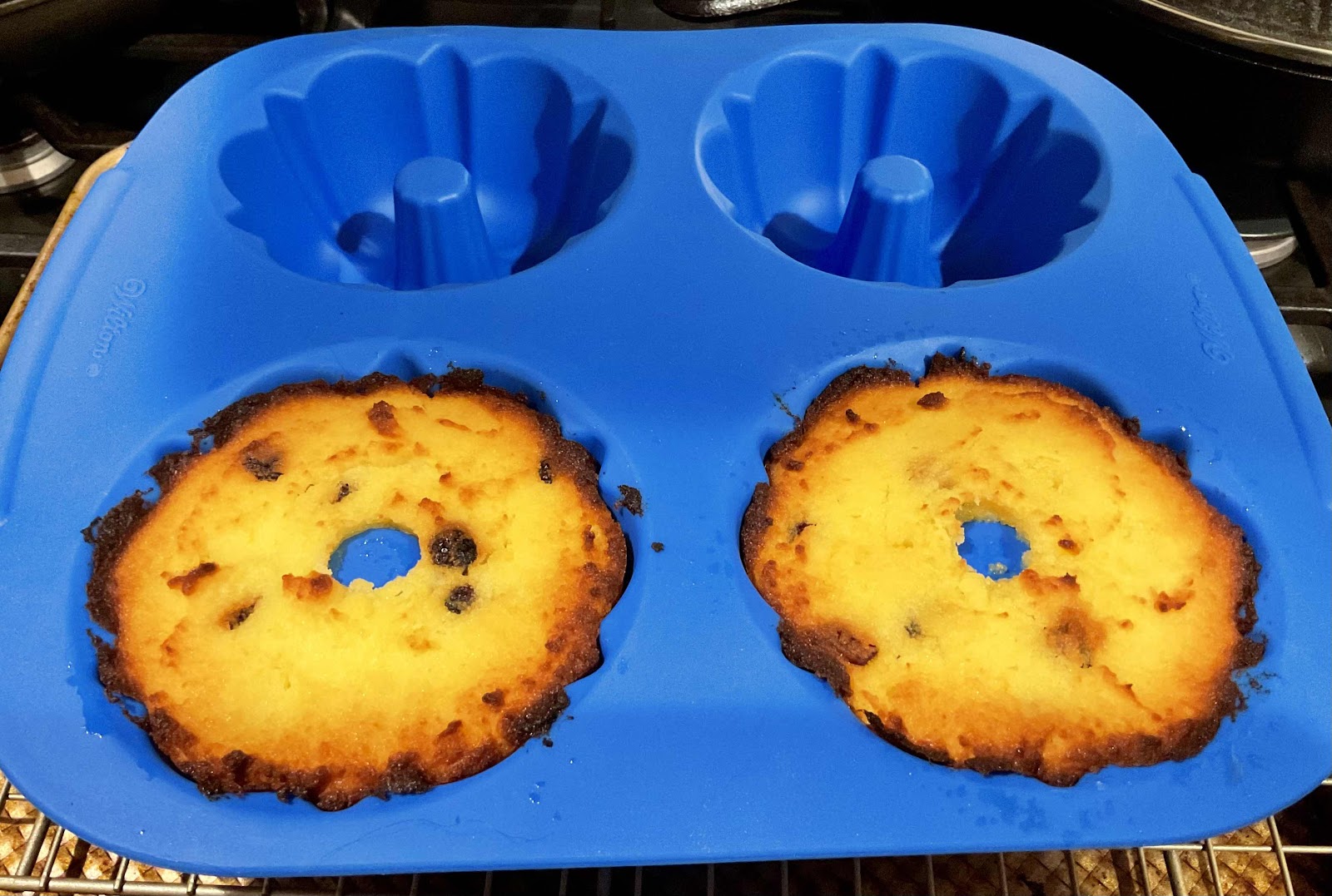 Silicone Mini Bundt Baking Pan