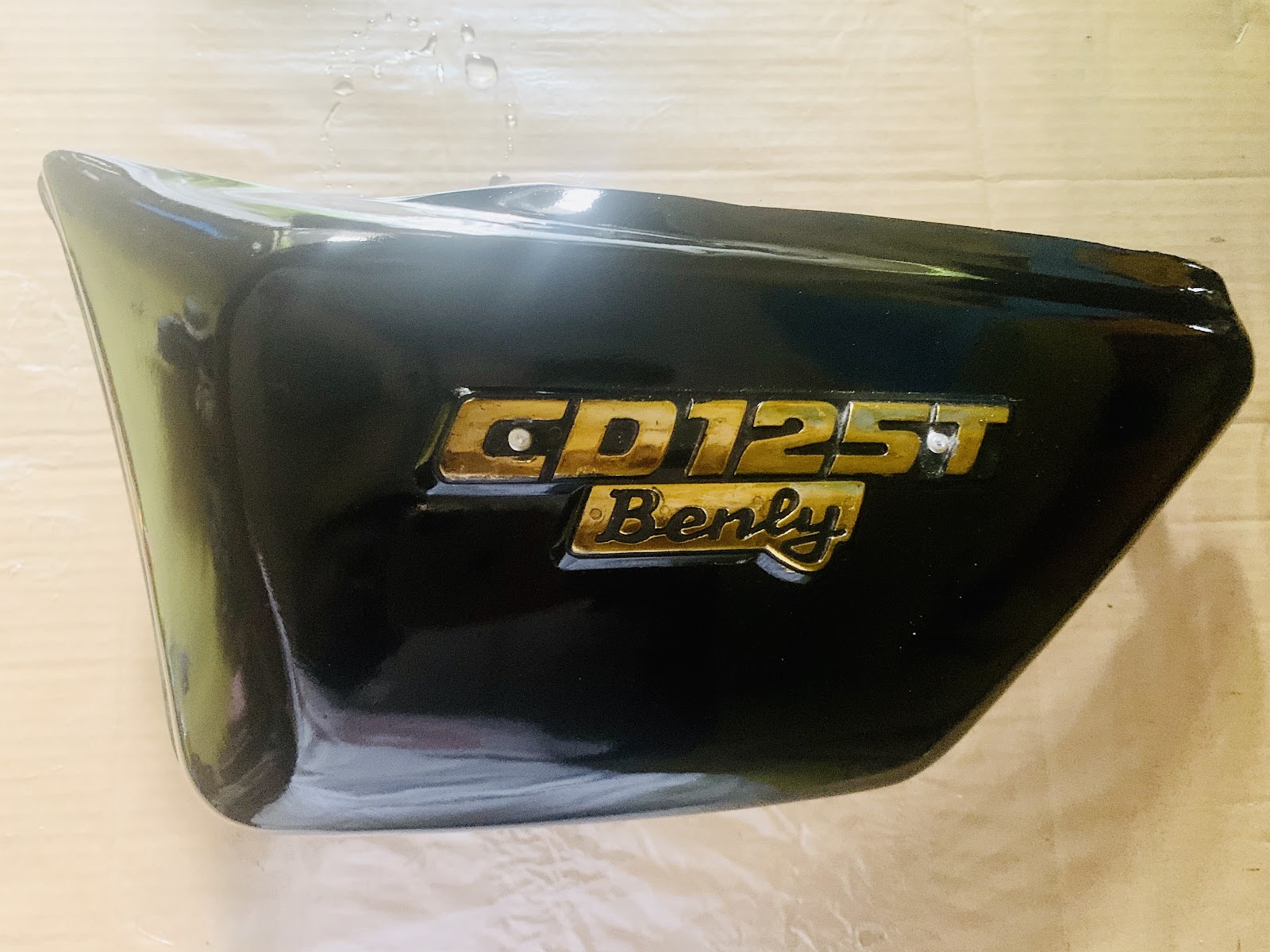 Honda Cd125 Benly Pair Of Side Panel Side Cup New Ebay