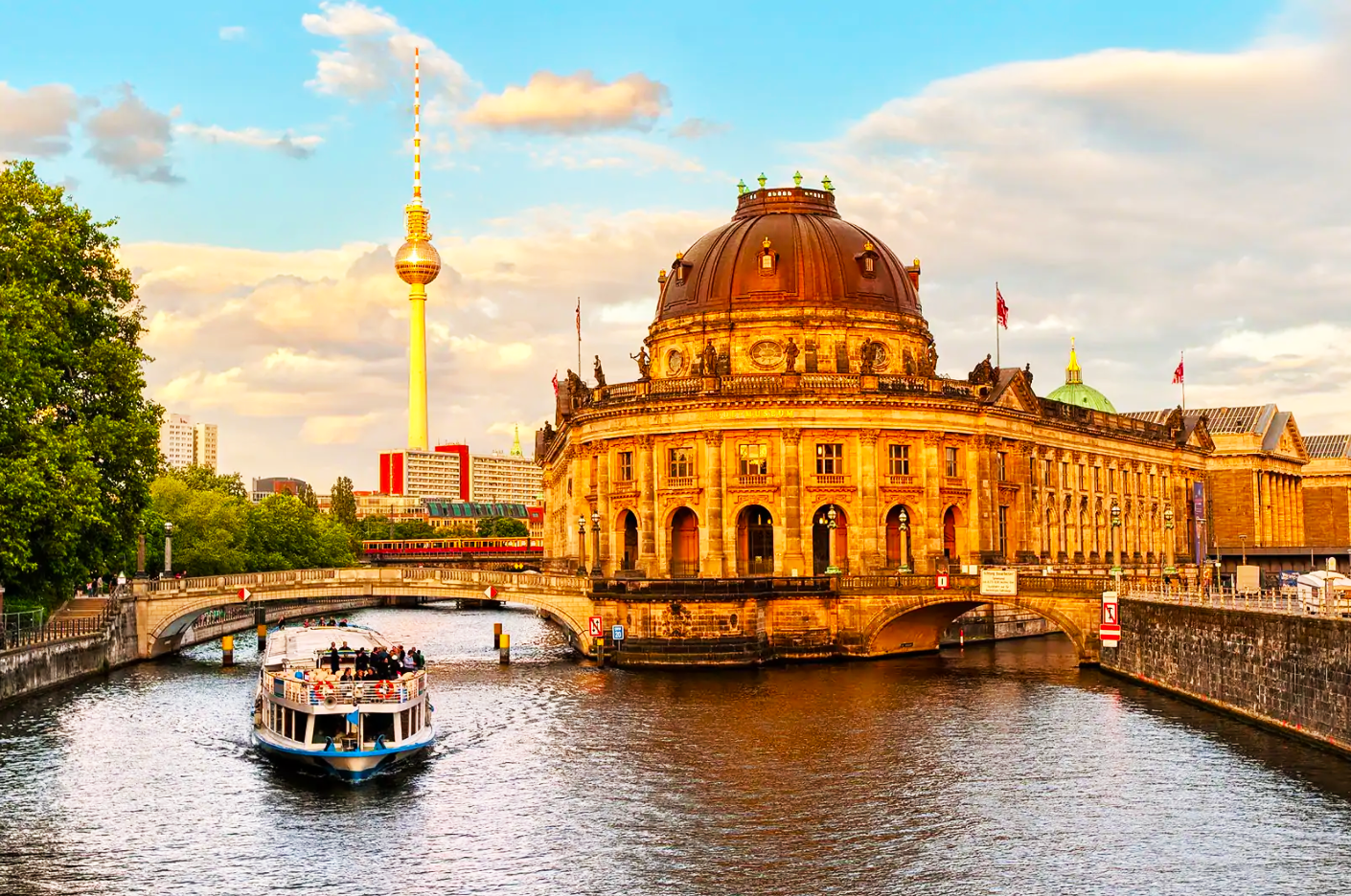 https://ru.hotels.com/go/germany/things-to-do-berlin