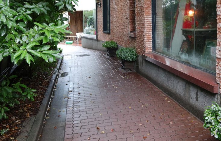 Love Live! Real-life locations in Japan- outside Kanon house