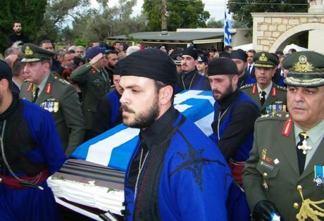 Αποτέλεσμα εικόνας για κηδεία υποστρατήγου ρέθυμνο