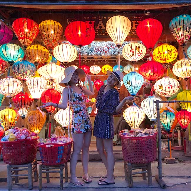 Hoi An night market