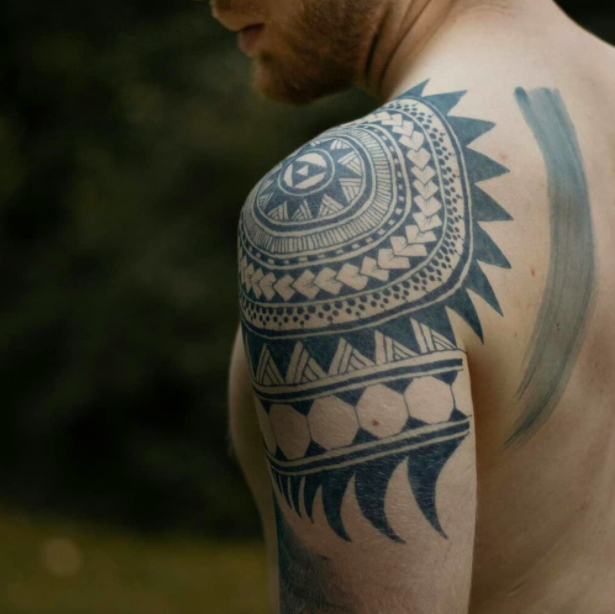 Hawaiian Henna Tattoo