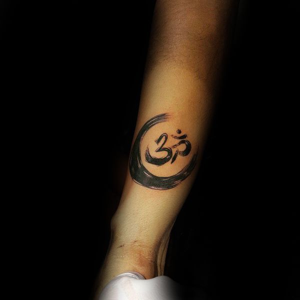 ลายสักโอม แขน3