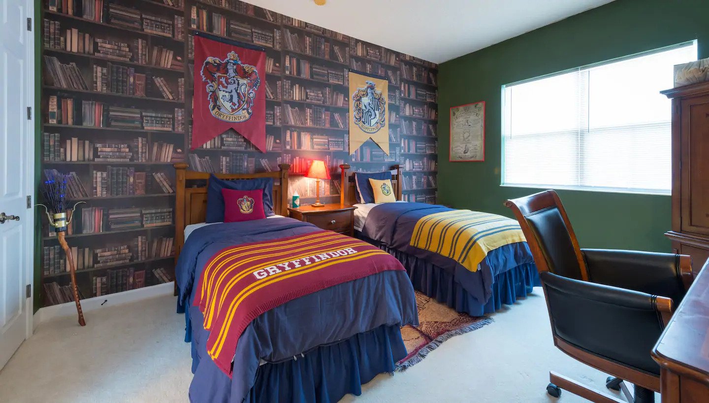 Harry potter room airbnb near Orlando