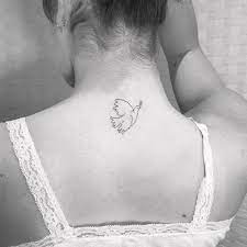 ลายสักเส้นสวย หลัง