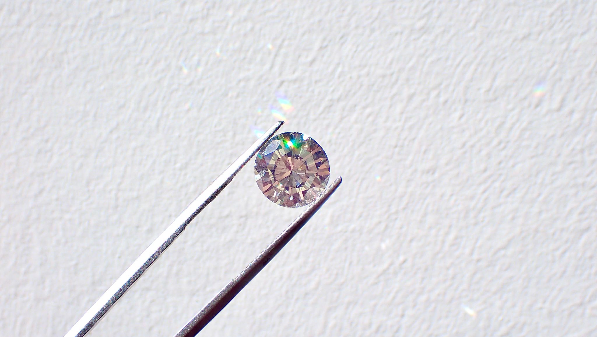 Lab-Created Diamonds vs Natural Diamonds