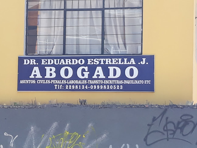 Opiniones de Dr. Eduardo Estrella .J. Abogado en Quito - Abogado