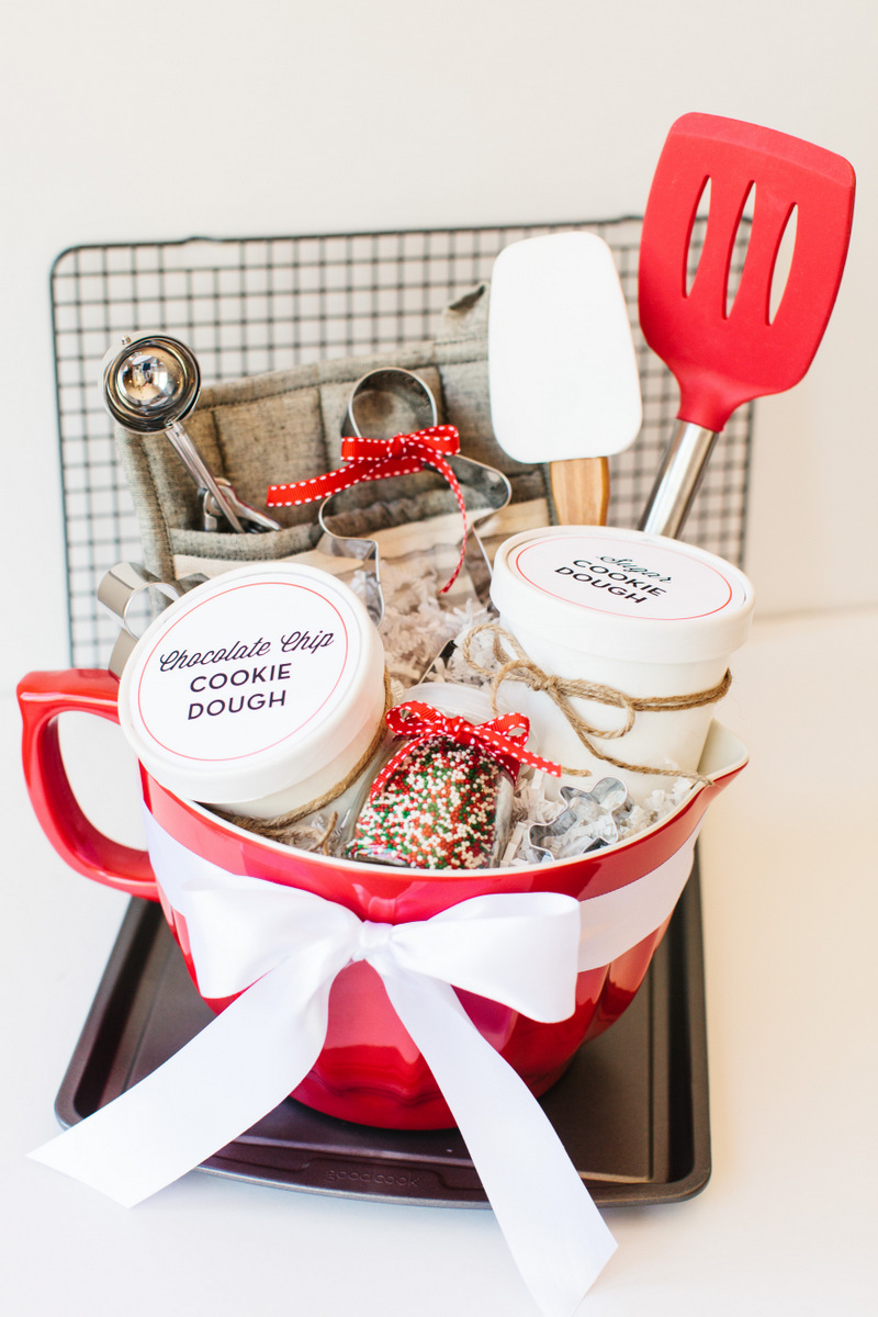Gift Basket Ideas  Magical Holiday Home