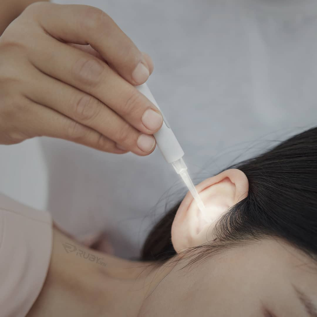 Dụng cụ lấy ráy tai có đèn phát sáng, kềm bấm móng 2 trong 1 Vc7lDS19iWDAcdhiryEjdeitvxSRJZRXRIpCF6ysU1vK8ycwCyodJ12xI9nQaOz9V-Y-ra3vf0DA1ohd46_lW7Aeu2o58ZlxepD94SgsybZwJTeguOtLqX8SARDJivsXc2mNrVIU