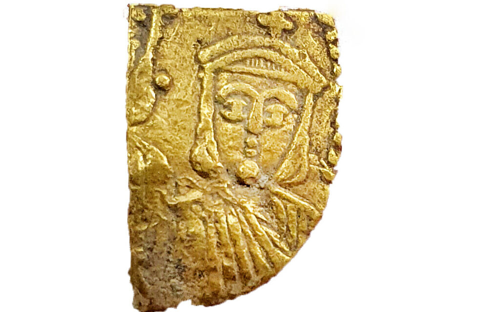 Byzantine fragment found in central Israel dig (Courtesy Israel Antiquities Authority)
