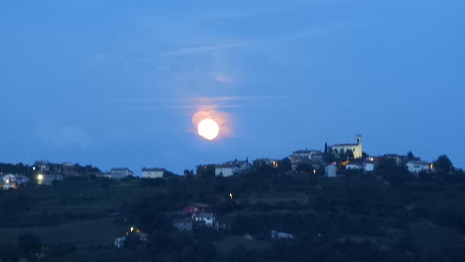 Night view from Dobrovo - Kozana - Slovenië